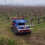 Slovinci vyrobili autonómneho robota na prácu vo viniciach